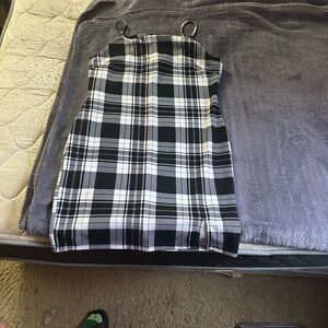 No Boundaries Black and White Plaid Garment